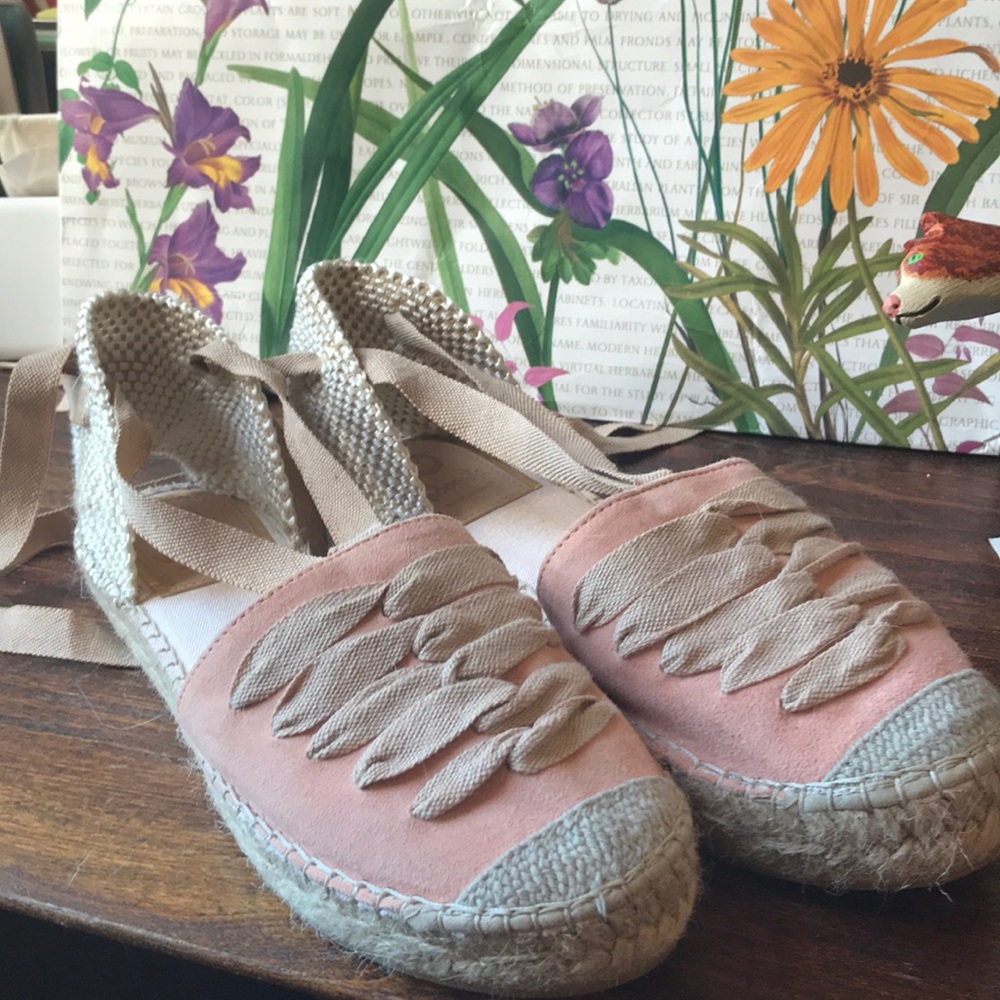 Espadrille flats light pink work once !